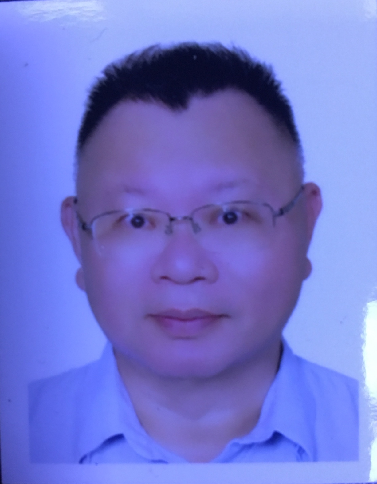 周志峰 Chih-Feng Chou